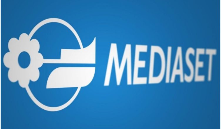 Conduttrice mediaset operata