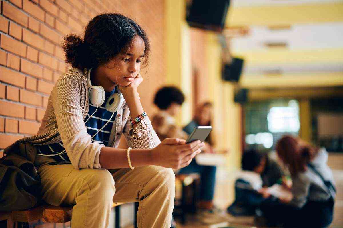 Telefono scuola come evitare provvedimenti penali e disciplinari