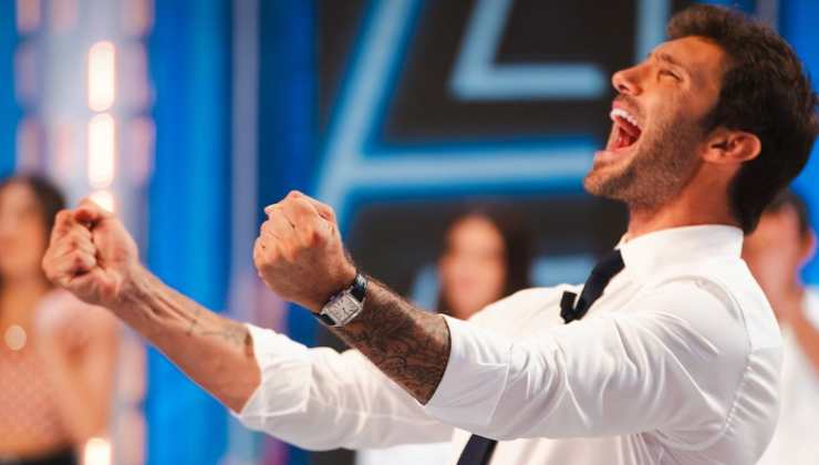 stefano de martino cosa è successo affari tuoi